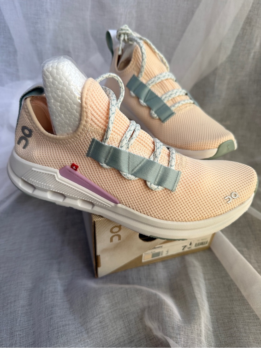 ON Cloudswift Women’s Running Sneakers | Fawn/Surf | Size 7 | New in Box 🍑👟